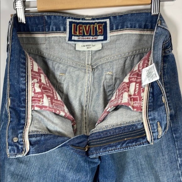 Vintage 2009 Levi's Men's Bootcut Jeans - Picture 6 of 11